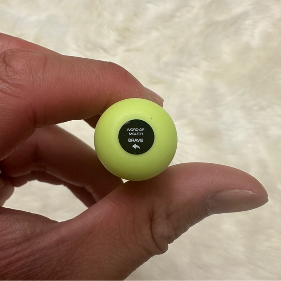 Wyn Beauty WORD OF MOUTH
MAX COMFORT MATTE LIPSTICK - Brave Mauve brown - Picture 4 of 4